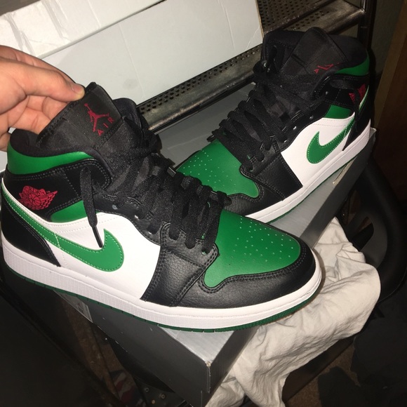 jordan 1 green toe high